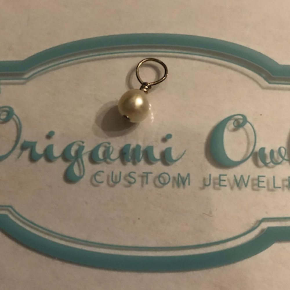 Origami Owl Pearl